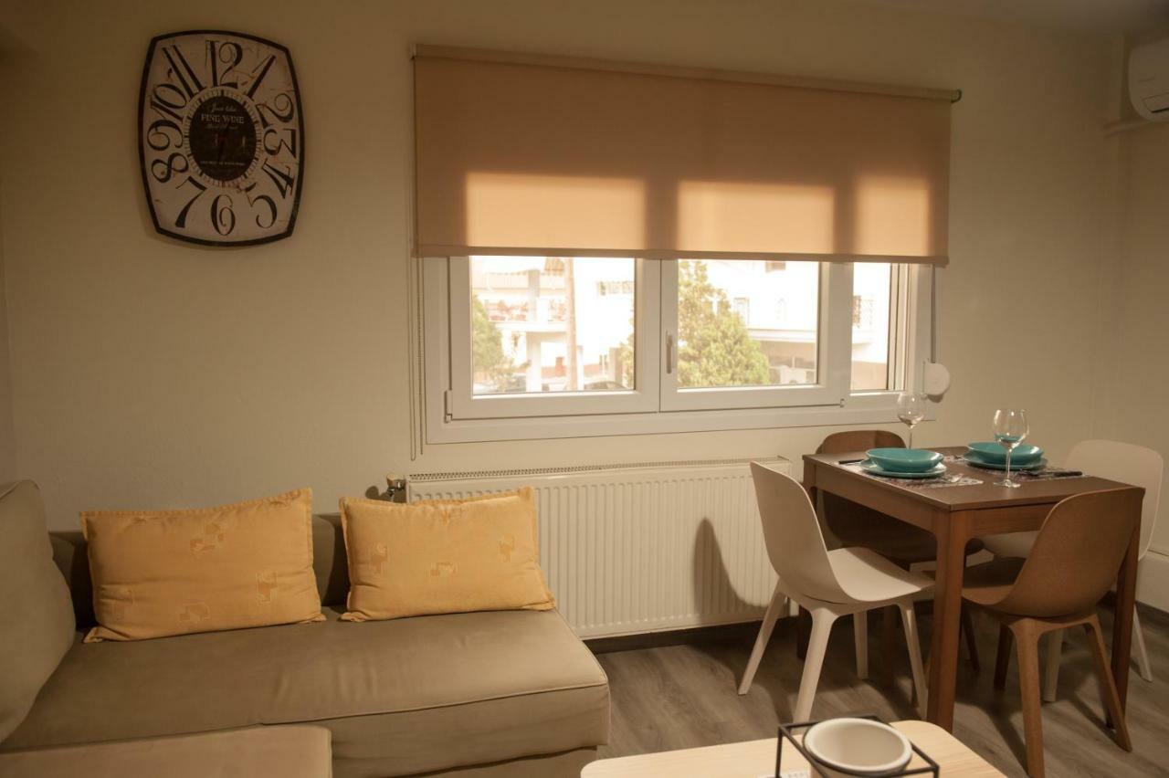 S.K.Suite Dráma Buitenkant foto