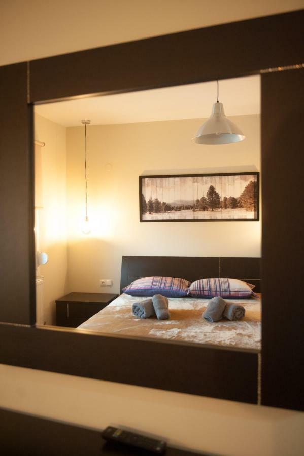 S.K.Suite Dráma Buitenkant foto