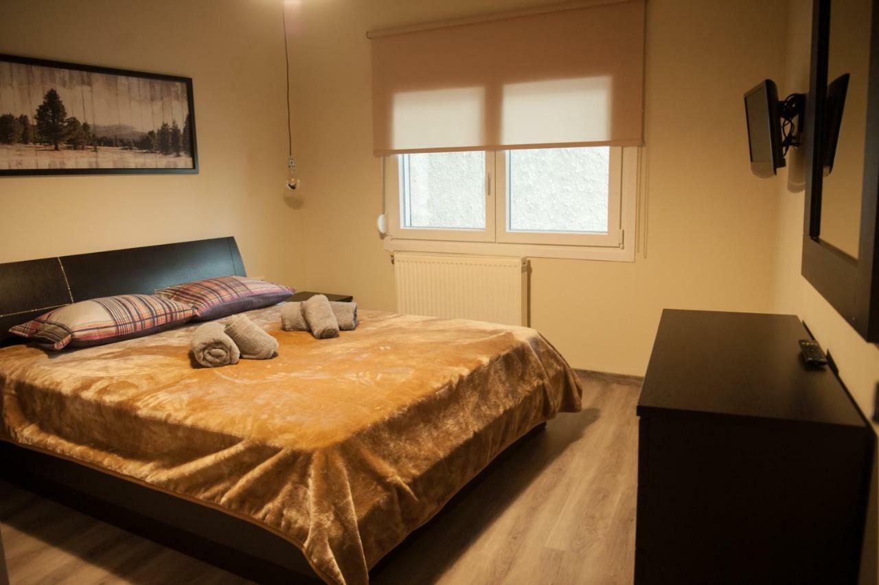 S.K.Suite Dráma Buitenkant foto